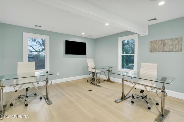 Home Office, Interior, Recessed Lighting, Wood Texture Flooring