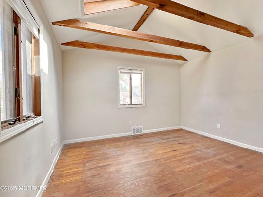 Empty room, Interior, Wooden Beams, Wood Texture Flooring