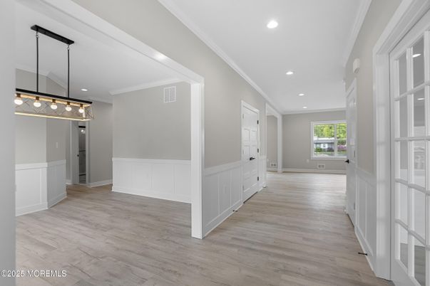 Empty room, Interior, Pendant Lights, Recessed Lighting, Wood Texture Flooring