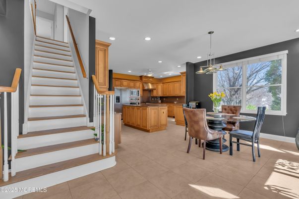 Dining room, Interior, Kitchen, Pendant Lights, Recessed Lighting, Stainless Steel Appliances