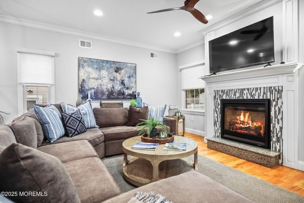 Fireplace, Interior, Living room, Recessed Lighting, Wood Texture Flooring