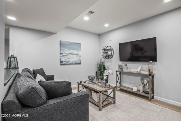 Interior, Living room, Recessed Lighting, Wood Texture Flooring