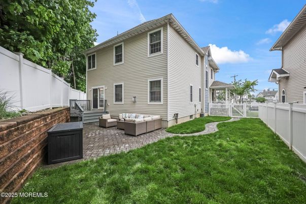 Backyard, Exterior, Hot Tub