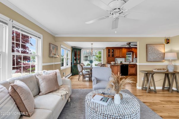 Chandelier, Dining room, Interior, Kitchen, Living room, Wood Texture Flooring