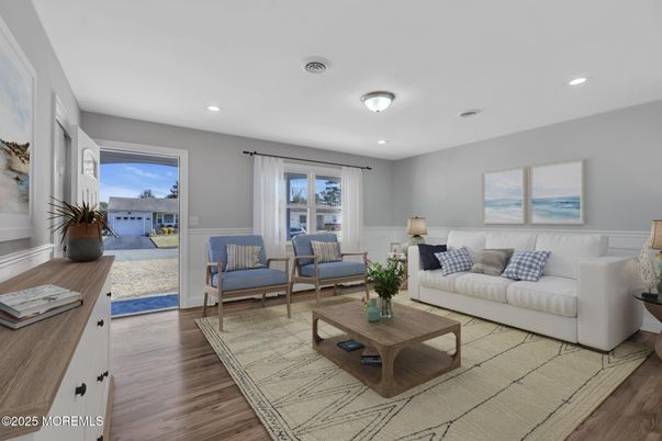Interior, Living room, Recessed Lighting, Wood Texture Flooring