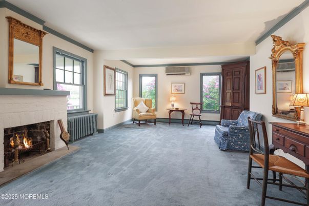Fireplace, Interior, Living room