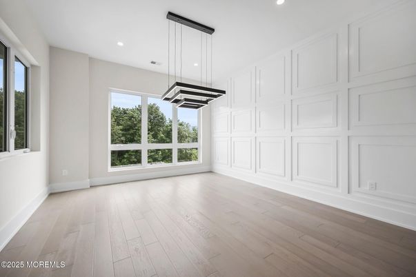 Empty room, Interior, Pendant Lights, Recessed Lighting, Wood Texture Flooring