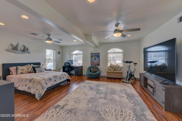 Bedroom, Interior, Recessed Lighting, Wood Texture Flooring