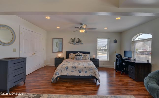 Bedroom, Home Office, Interior, Recessed Lighting, Wood Texture Flooring