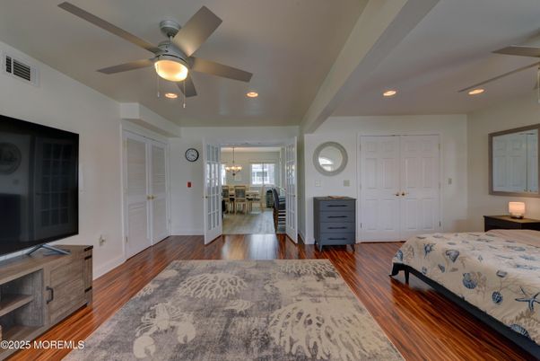Bedroom, Dining room, Interior, Recessed Lighting, Wood Texture Flooring