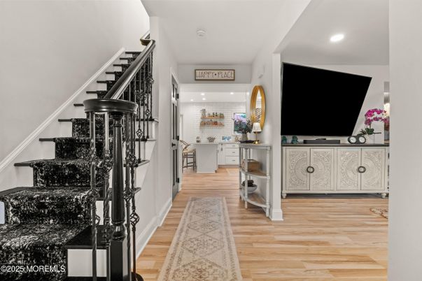Interior, Recessed Lighting, Wood Texture Flooring