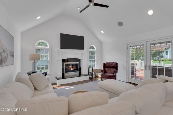 Fireplace, Interior, Living room, Recessed Lighting