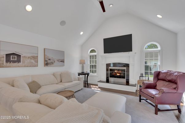 Fireplace, Interior, Living room, Recessed Lighting