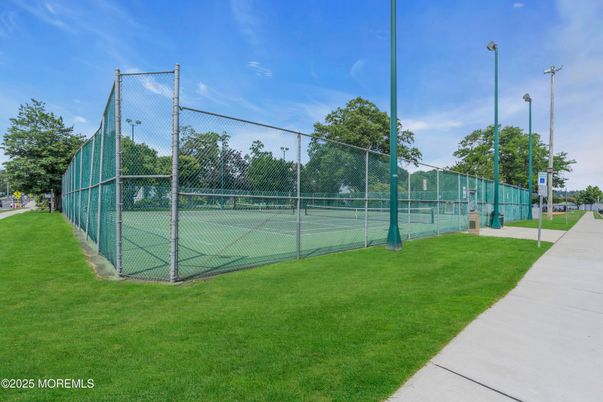 Exterior, Tennis Courts
