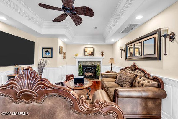 Fireplace, Interior, Living room, Recessed Lighting