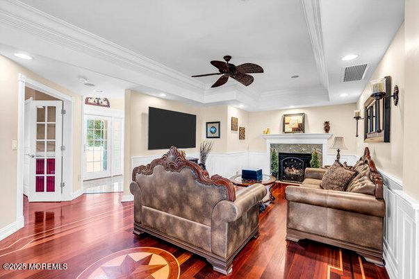 Fireplace, Interior, Living room, Recessed Lighting, Wood Texture Flooring