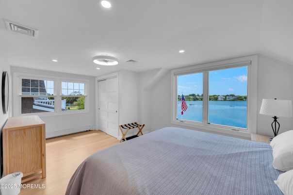 Bedroom, Interior, Recessed Lighting, Water, Wood Texture Flooring