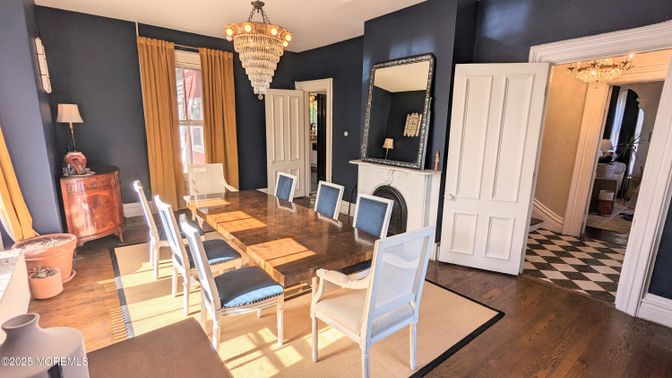 Chandelier, Dining room, Fireplace, Interior, Wood Texture Flooring