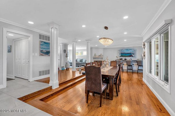 Chandelier, Dining room, Interior, Pendant Lights, Recessed Lighting, Wood Texture Flooring