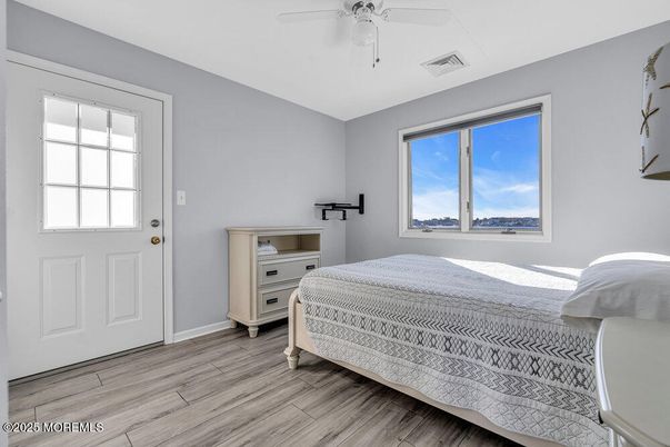 Bedroom, Interior, Water, Wood Texture Flooring