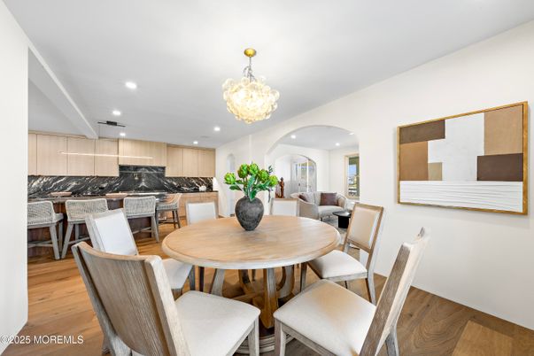 Chandelier, Dining room, Interior, Kitchen, Recessed Lighting, Wood Texture Flooring