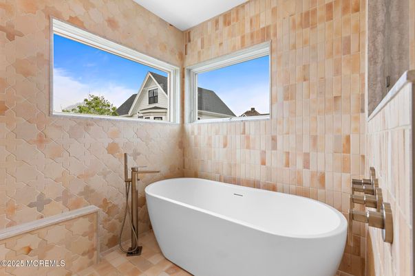Bathroom, Free Standing Baths, Interior