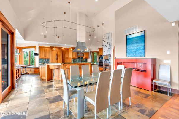 Dining room, Interior, Kitchen, Pendant Lights, Recessed Lighting, Stainless Steel Appliances