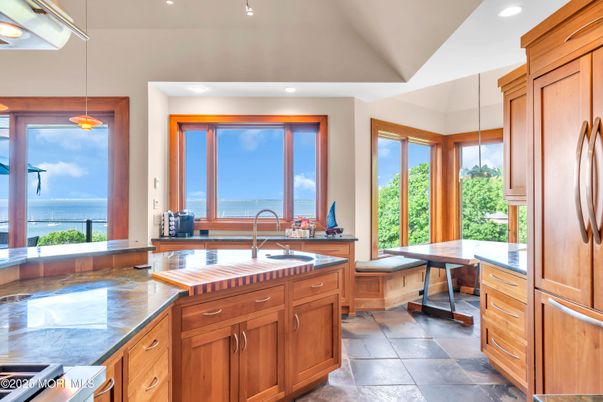 Interior, Kitchen, Pendant Lights, Recessed Lighting, Tile Countertops, Water