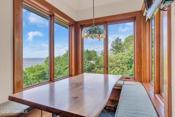 Dining room, Interior, Pendant Lights, Water