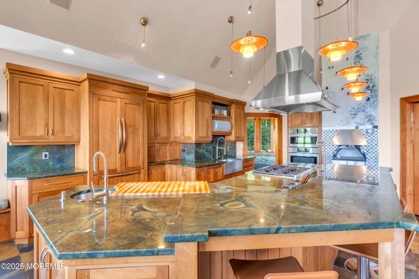 Interior, Kitchen, Pendant Lights, Recessed Lighting, Stainless Steel Appliances