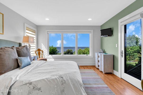 Bedroom, Interior, Recessed Lighting, Water, Wood Texture Flooring