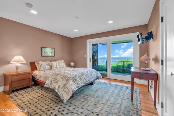 Bedroom, Interior, Recessed Lighting, Water, Wood Texture Flooring