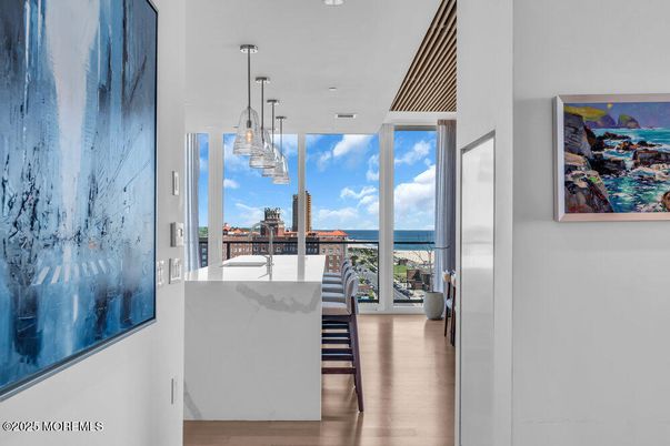 Interior, Pendant Lights, Recessed Lighting, Water