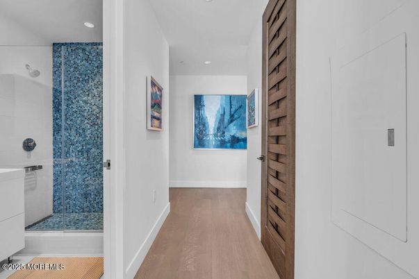 Bathroom, Interior, Recessed Lighting, Wood Texture Flooring
