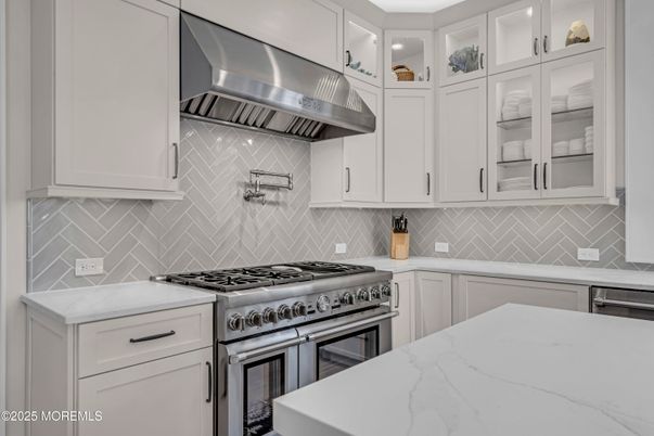 Interior, Kitchen, Stainless Steel Appliances