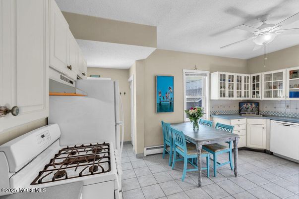 Dining room, Interior, Kitchen