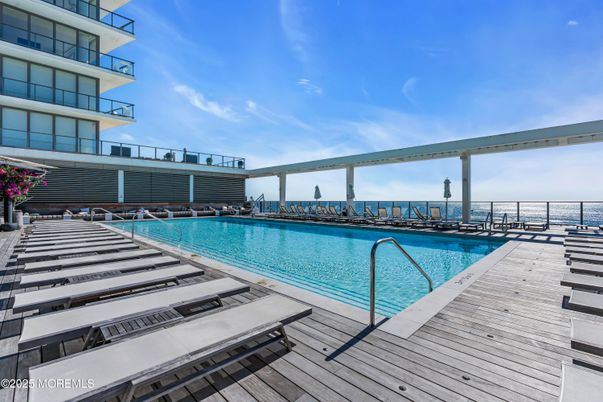 Exterior, Pool, Water