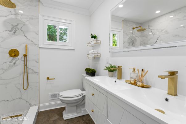 Bathroom, Interior, Marble Walls, Recessed Lighting