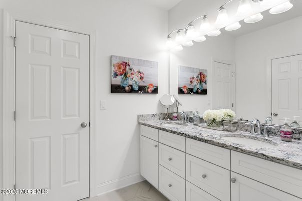 Bathroom, Dual Sink Vanities, Interior, Marble