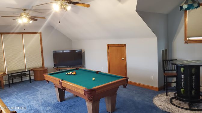 Billiard Table, Game Room, Interior