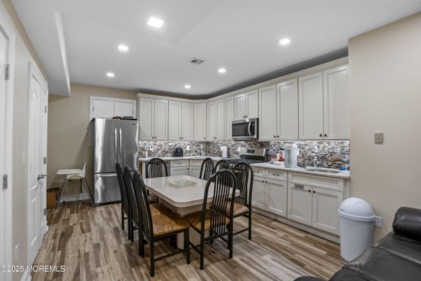 Dining room, Interior, Kitchen, Recessed Lighting, Wood Texture Flooring