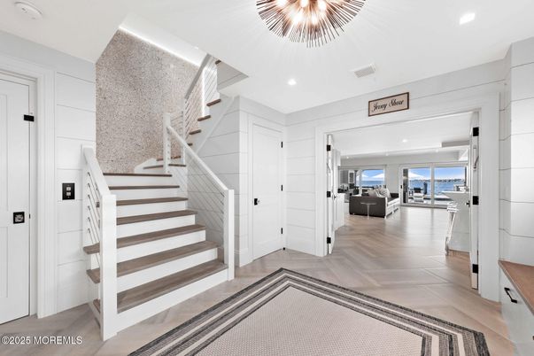 Interior, Recessed Lighting, Water, Wood Texture Flooring