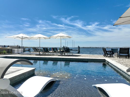 Exterior, Pool, Water