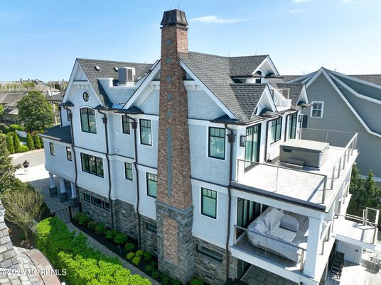 Exterior, Facade, Tudor Revival