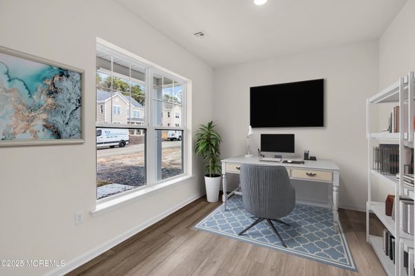 Home Office, Interior, Recessed Lighting, Wood Texture Flooring