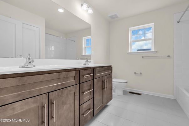 Bathroom, Dual Sink Vanities, Interior, Recessed Lighting