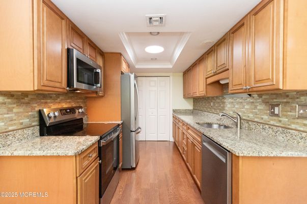 Interior, Kitchen, Recessed Lighting, Wood Texture Flooring