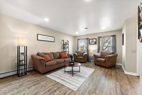 Interior, Living room, Recessed Lighting, Wood Texture Flooring