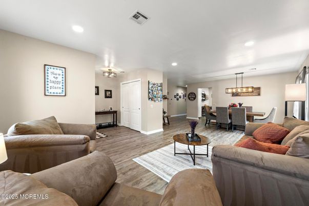Dining room, Interior, Living room, Pendant Lights, Recessed Lighting, Wood Texture Flooring