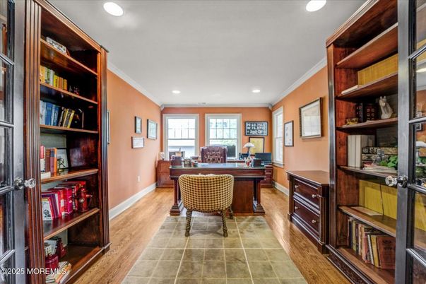 Home Office, Interior, Recessed Lighting, Wood Texture Flooring